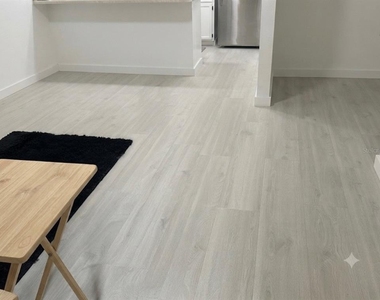 5355 Se 29th Place - Photo Thumbnail 2