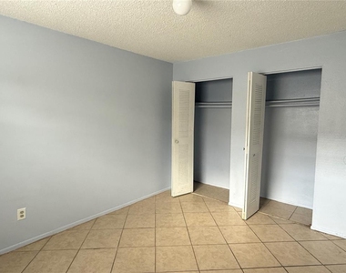 708 Michigan Court - Photo Thumbnail 3