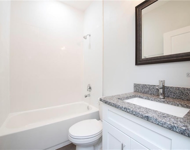 574 Geraldine Drive - Photo Thumbnail 9