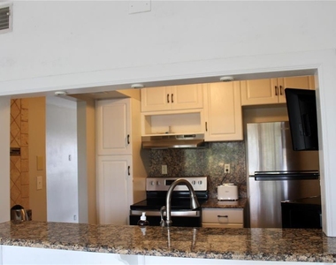 9101 Tudor Drive - Photo Thumbnail 14