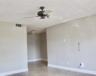 9101 Tudor Drive - Photo Thumbnail 18