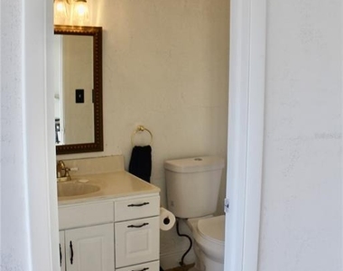 9101 Tudor Drive - Photo Thumbnail 7