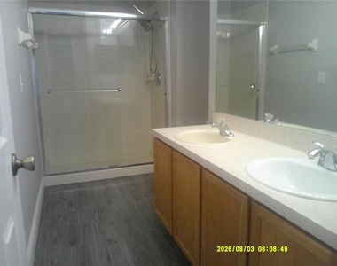 3098 Ashland Lane N - Photo Thumbnail 22