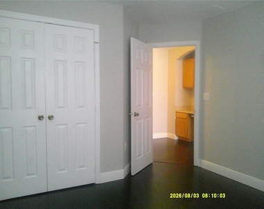 3098 Ashland Lane N - Photo Thumbnail 29