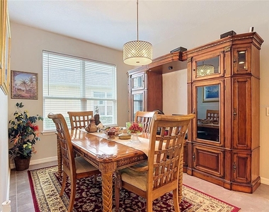 700 Shady Canyon Way - Photo Thumbnail 5