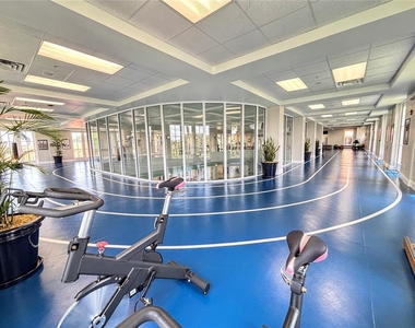 700 Shady Canyon Way - Photo Thumbnail 41
