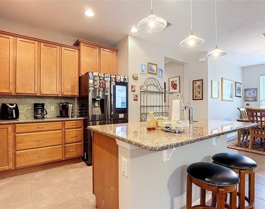 700 Shady Canyon Way - Photo Thumbnail 4