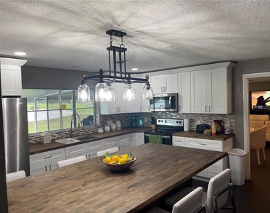 2101 Palm Boulevard - Photo Thumbnail 3