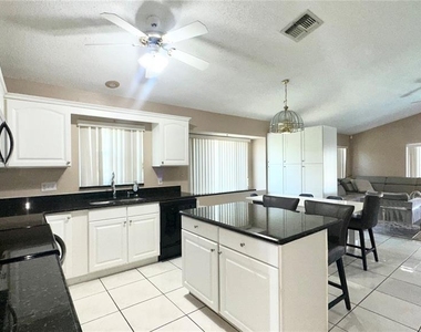 223 Lake Davenport Estates Drive - Photo Thumbnail 7