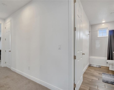 2069 Celebration Boulevard - Photo Thumbnail 45