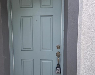 2802 Narcoossee Commons Way - Photo Thumbnail 1
