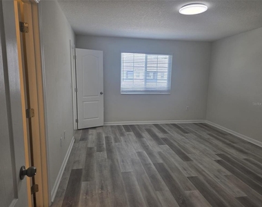 2802 Narcoossee Commons Way - Photo Thumbnail 23