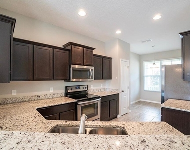 3595 Sanctuary Drive - Photo Thumbnail 2