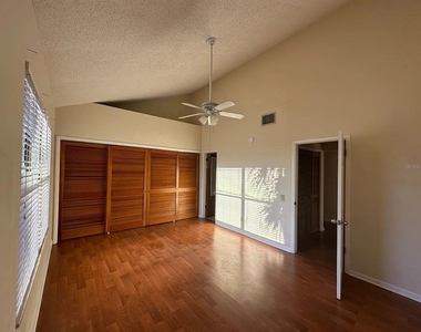 2050 San Marcos Drive Se - Photo Thumbnail 5