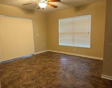 9832 Sw 196th Avenue Road - Photo Thumbnail 5