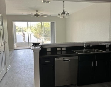4500 Sw 52nd Circle - Photo Thumbnail 3