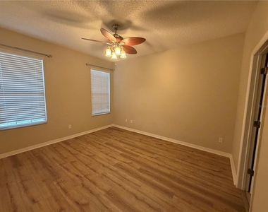6486 Merrick Landing Boulevard - Photo Thumbnail 6