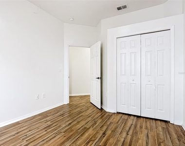 2944 Sunset Vista Boulevard - Photo Thumbnail 23