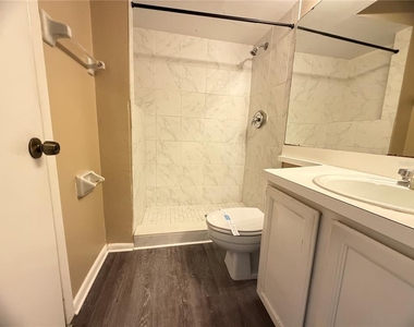 4714 Sutton Terrace - Photo Thumbnail 20
