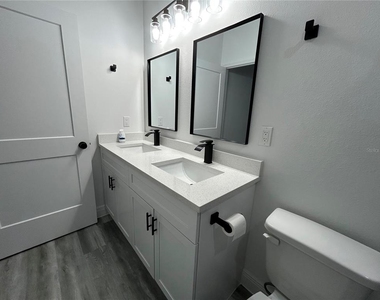 14445 Sw 42nd Terrace Road - Photo Thumbnail 10