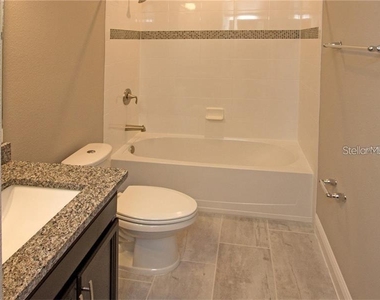 8712 Crescendo Avenue - Photo Thumbnail 9