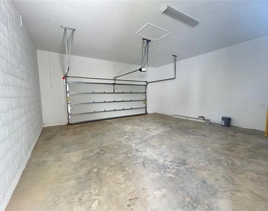 16902 Hamlin Oasis Loop - Photo Thumbnail 20