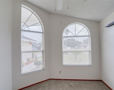10038 Little Teak Street - Photo Thumbnail 11