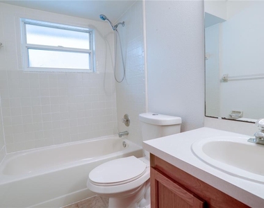 10038 Little Teak Street - Photo Thumbnail 10