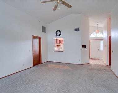 10038 Little Teak Street - Photo Thumbnail 6