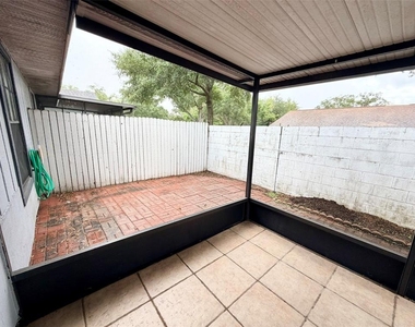 437 Wood Rose Lane - Photo Thumbnail 14