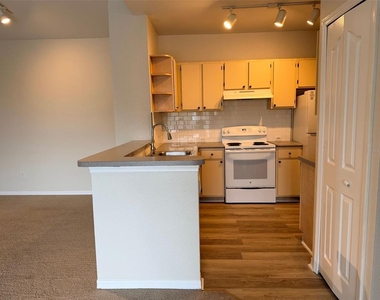 2651 Maitland Crossing Way - Photo Thumbnail 6
