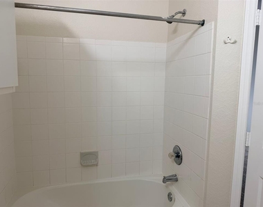 2651 Maitland Crossing Way - Photo Thumbnail 23