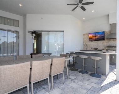 9002 Pinnacle Circle - Photo Thumbnail 54
