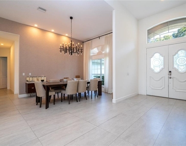 9002 Pinnacle Circle - Photo Thumbnail 6