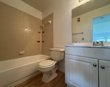 1057 S Hiawassee Road - Photo Thumbnail 13