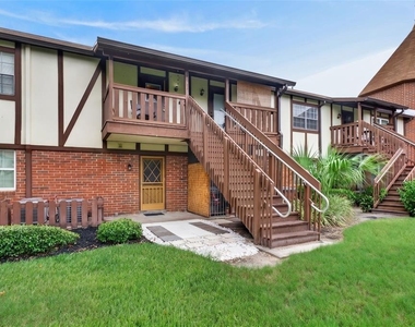 5301 Hansel Avenue - Photo Thumbnail 2