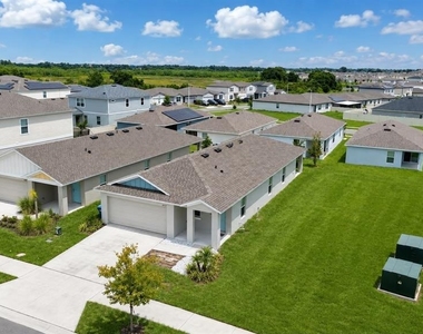 4904 Mainsail Street - Photo Thumbnail 2