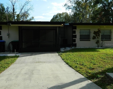 944 Kensington Drive - Photo Thumbnail 1