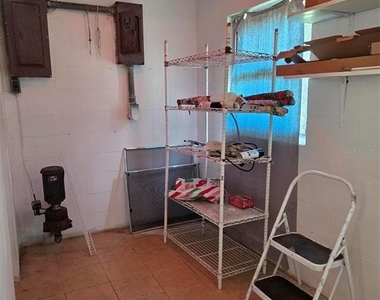 944 Kensington Drive - Photo Thumbnail 20