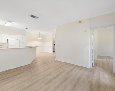 3593 Conroy Road - Photo Thumbnail 7