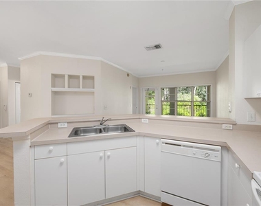 3593 Conroy Road - Photo Thumbnail 12