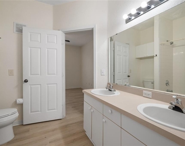 3593 Conroy Road - Photo Thumbnail 16