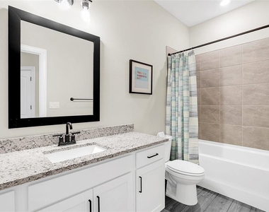 1390 Remick Court - Photo Thumbnail 23