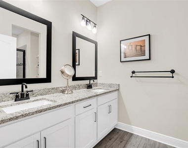 1390 Remick Court - Photo Thumbnail 17