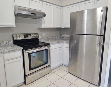 10148 Pink Carnation Court - Photo Thumbnail 8
