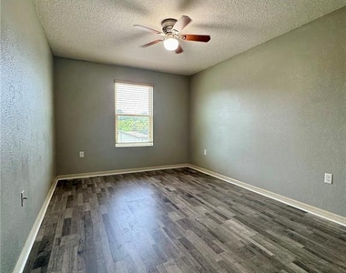 998 Hermosa Way - Photo Thumbnail 14