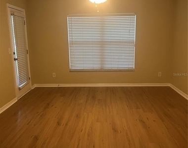 375 Maudehelen Street - Photo Thumbnail 9