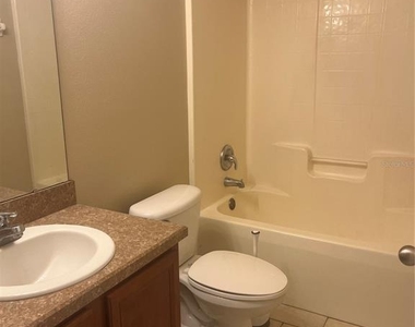 375 Maudehelen Street - Photo Thumbnail 15