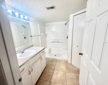 2201 Metropolitan Way - Photo Thumbnail 5