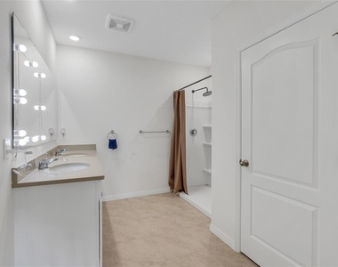 3041 Tobago Drive - Photo Thumbnail 27